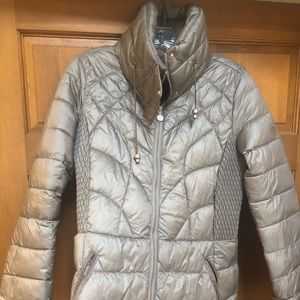 Light weight puffy coat